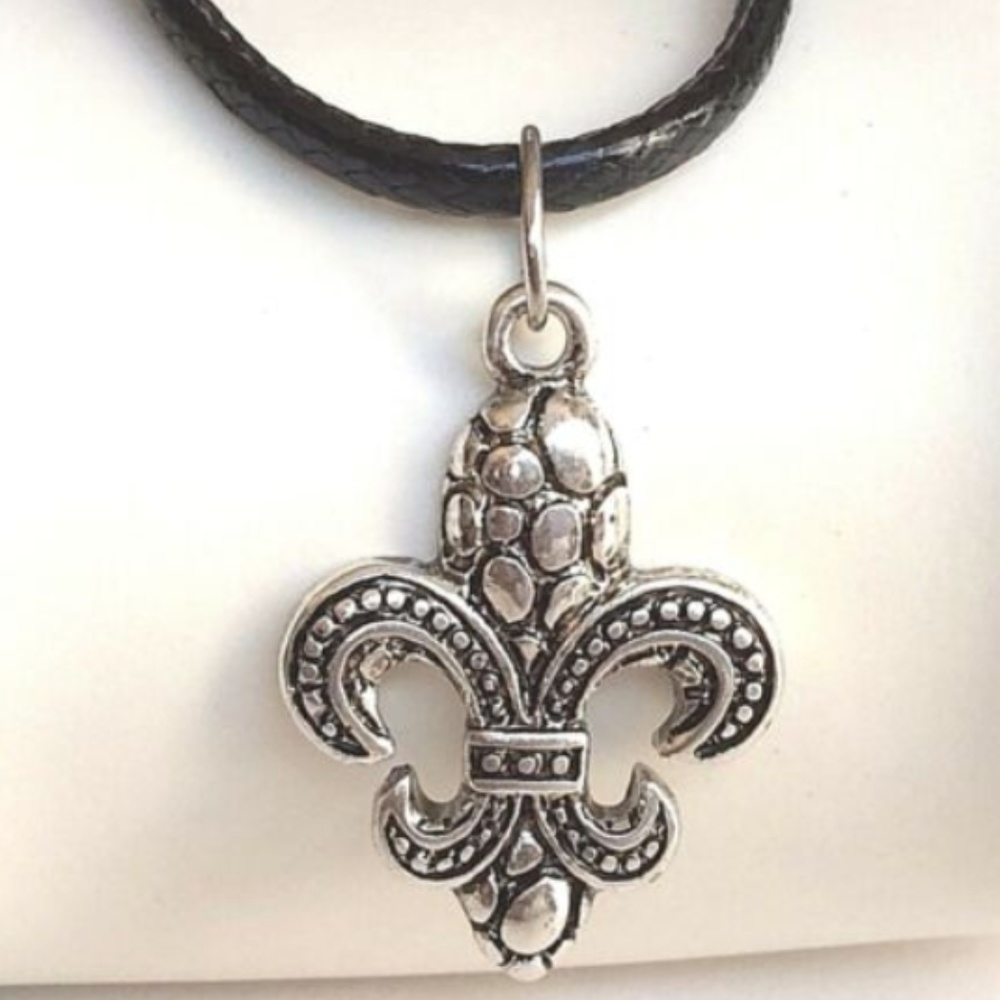 Silver Fleur de Lis Necklace 18" French Mardi Gras